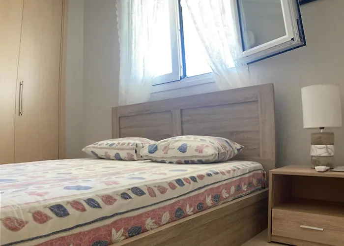 Small Apartment, Great View!